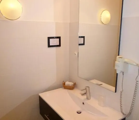 Hotel Laennec 3*