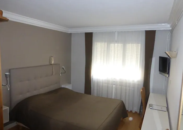 Hotel Laennec 3*